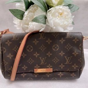 LOUIS VUITTON Monogram Favorite MM